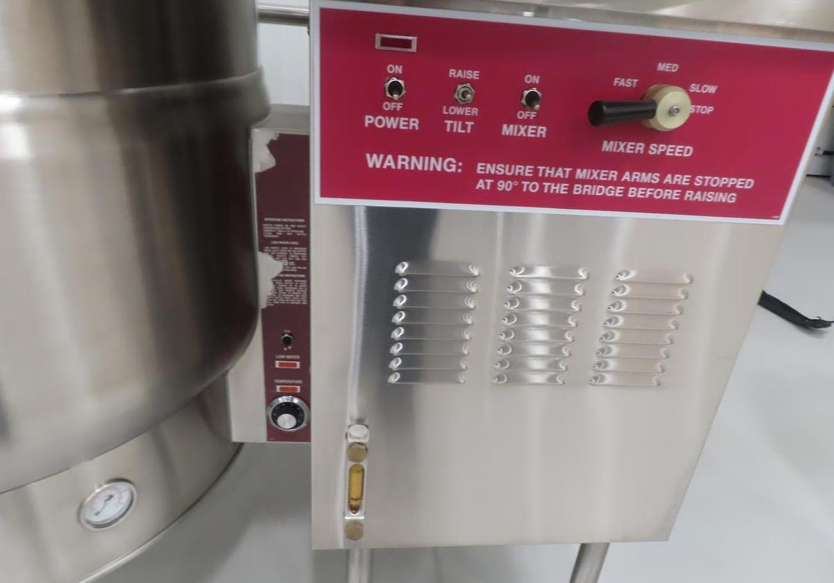 Used Used Crown 100 G Stainless Steel Electric Mixing Kettle, Model ELTM-100