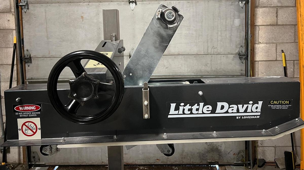 Used Used Loveshaw – Little David Top and Bottom Tape Sealer, Model LD10