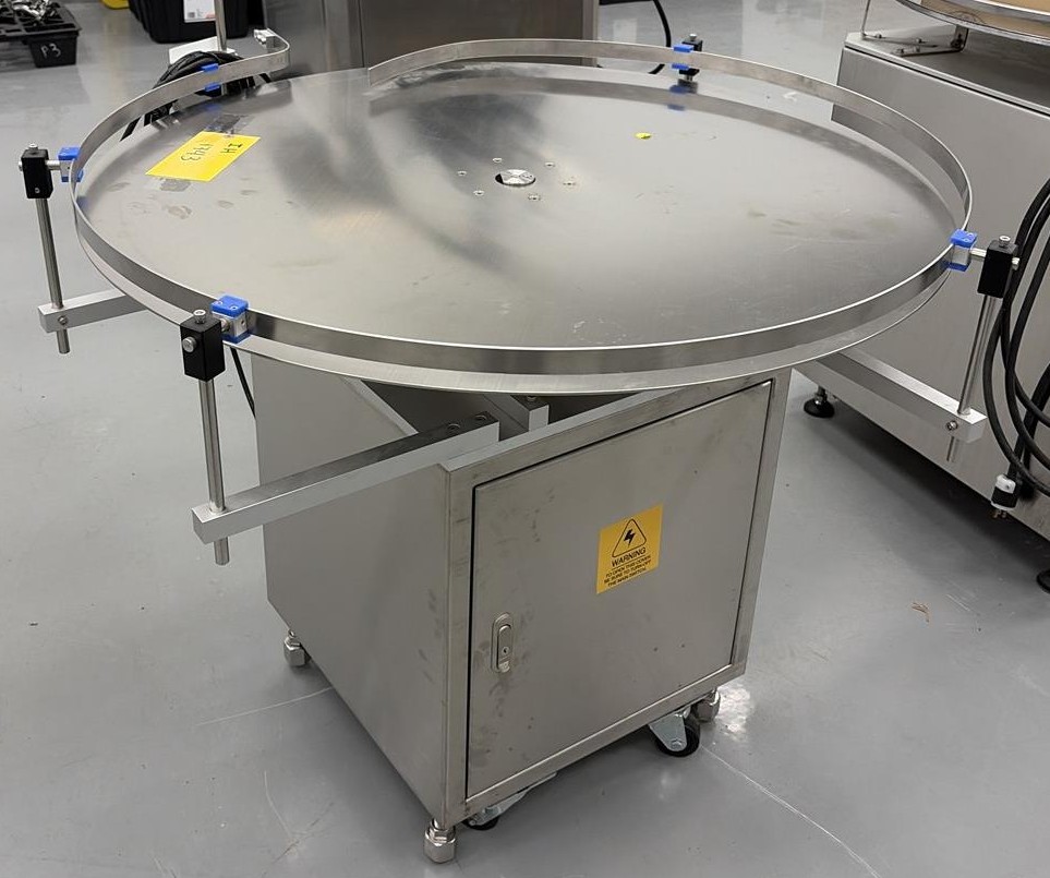 Used Used 39-1/2” Diameter Stainless Steel Accumulating Table