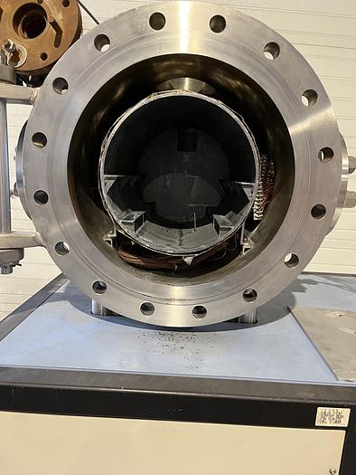 Used Used Shrader Scientific Environmental Test Chamber