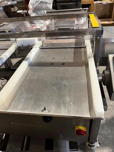 Used Used Flexicon FMB 210 Fully Automatic Liquid Vial Filler, Stopper and Capping Machine with Tray Loader