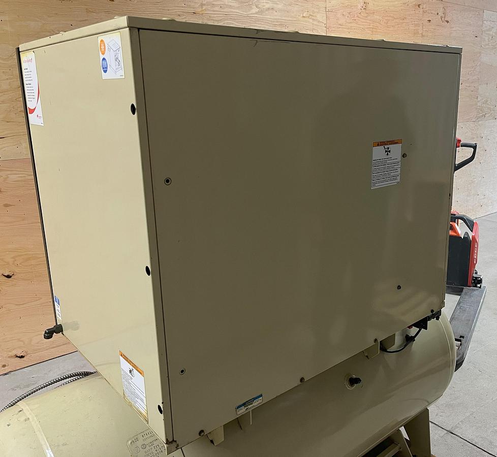 Used Used Ingersoll-Rand Rotary Screw Compressor with Air Dryer, Model UP6-15CTAS-150-W