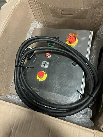 Used Used Stainless Steel Fitzpatrick DAS0-6 Fitzmill.