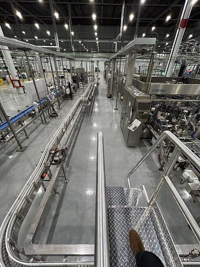 Used Used High Speed Liquid Filling and Packaging Line