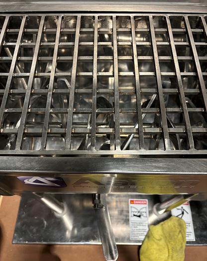 Used Used Aaron Process 1 Cubic Foot Double Ribbon Blender, Model IMB1