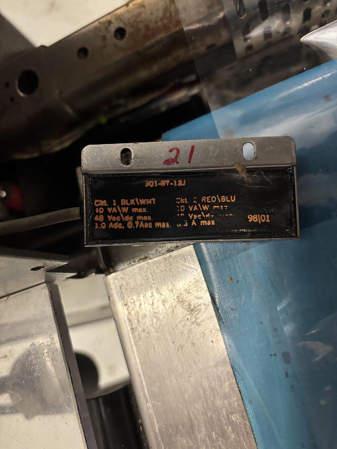 Used Used Eastey Top and Bottom Tape Sealer, Model BB-2T