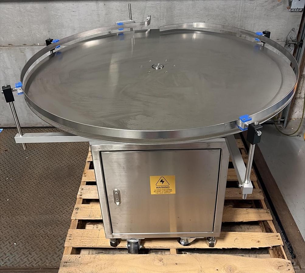 Used Used 39-1/2” Diameter Stainless Steel Accumulating Table