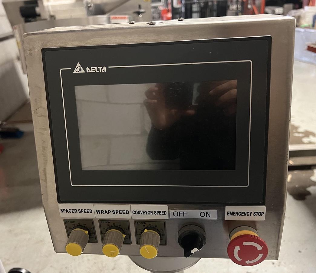 Used Used HealthCaps Automatic Pressure Sensitive Wraparound Labeler