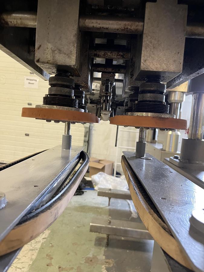 Used Used Equipment Express Automatic Inline Quill Capper