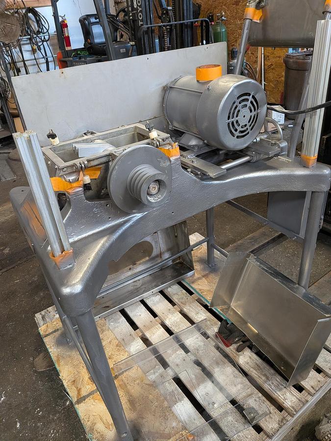 Used Used Fitzpatrick Model D6 Fitzmill