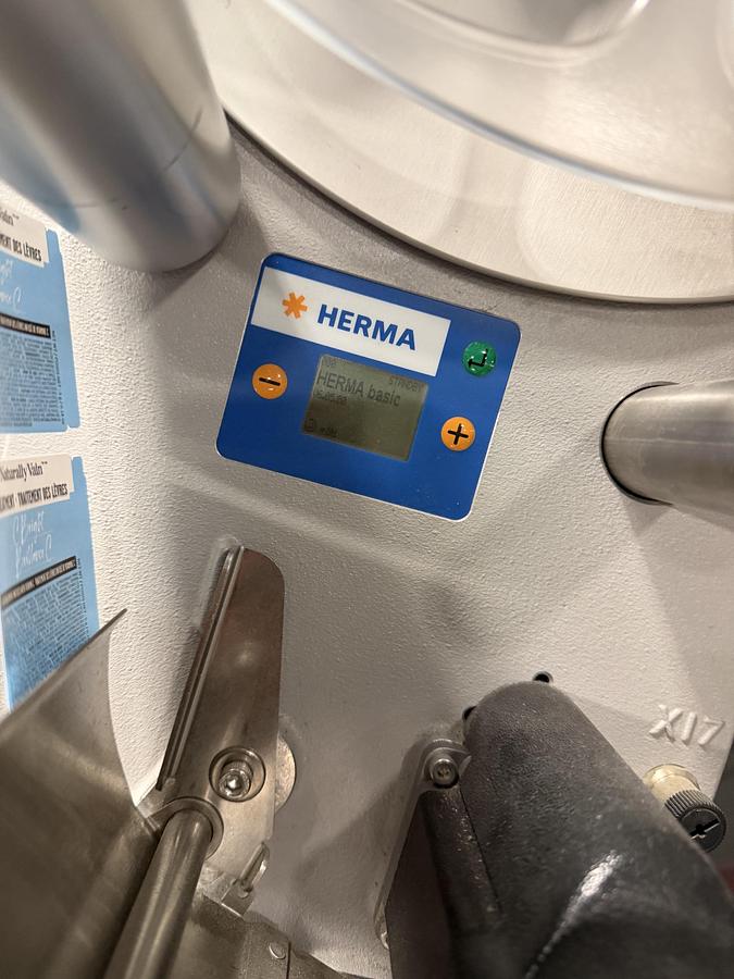 Used Used Pendergraph Table Top Automatic Pressure Sensitive Wraparound Labeling Machine for Lip Balm, Model HL30