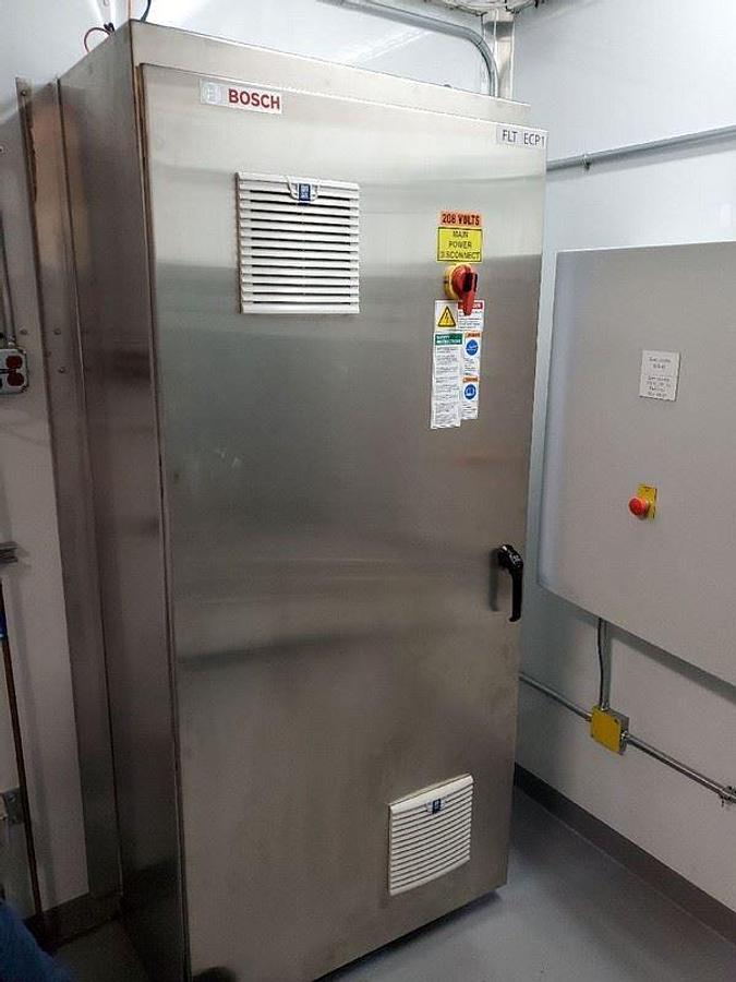 Used Used Bosch Aseptic Automatic Vial Filling Line, Model FLT 1020