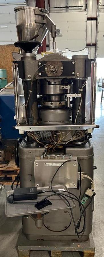 Used Used Manesty BetaPress – 16 Station Rotary Tablet Press. Serial