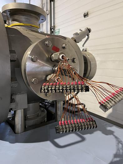 Used Used Shrader Scientific Environmental Test Chamber