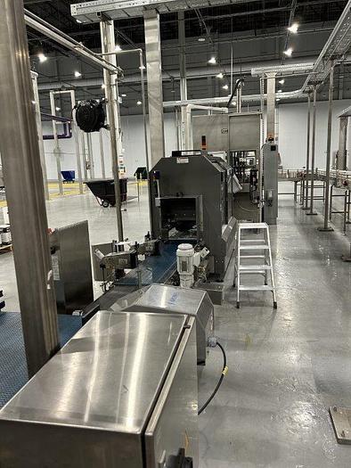 Used Used High Speed Liquid Filling and Packaging Line