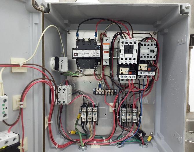 Used Used Alfa Laval 6 x 3 Stainless Steel Vertical Scraped Surface Heat Exchanger, Model Contherm