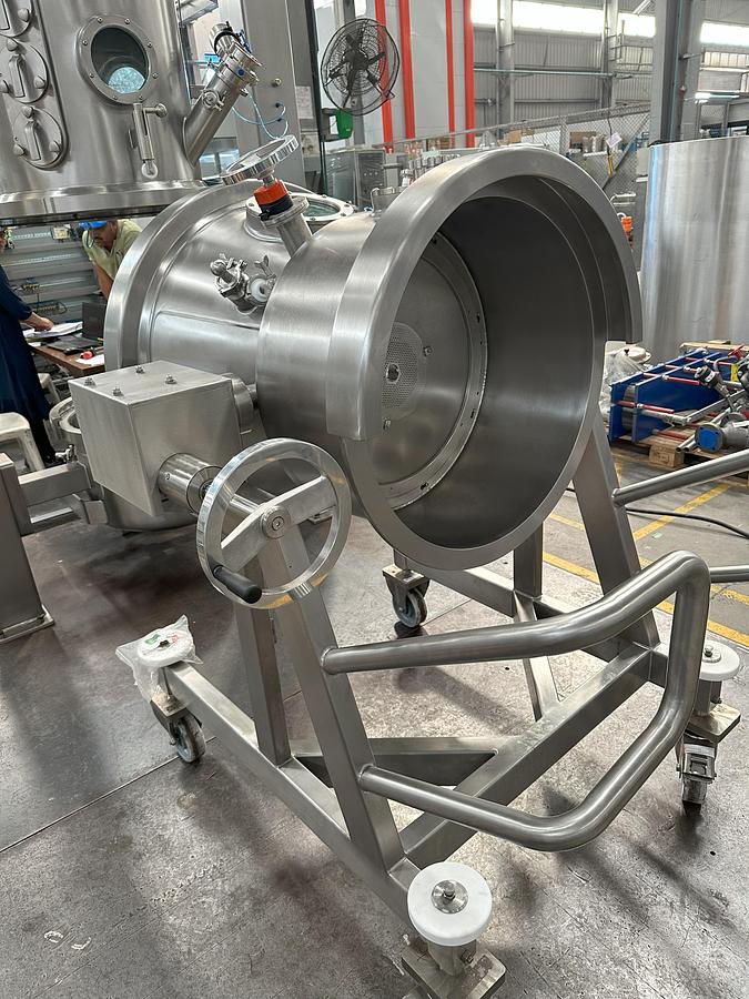 UNUSED ACG STAINLESS STEEL FLUID BED PROCESSOR, MODEL FBC 125 XꞏONE