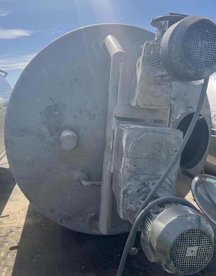Used Used Feldmeier 4,000 G Stainless Steel Vertical Jacketed Mixing Tank