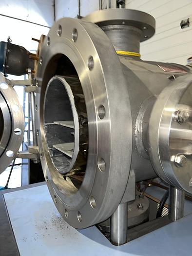 Used Used Shrader Scientific Environmental Test Chamber