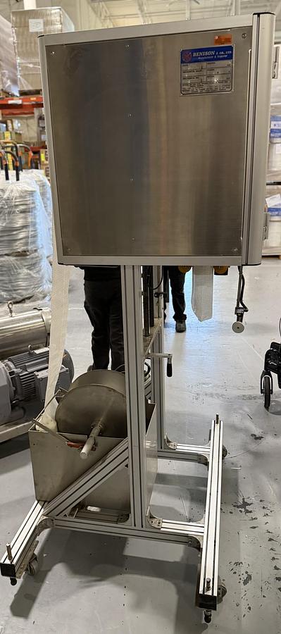 Used Used Benison Full Body Sleever, Model LE-100