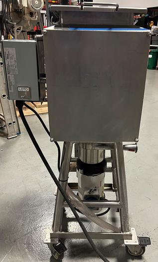 Used Used Bronco 7 Gallon Stainless Steel Likwifier.