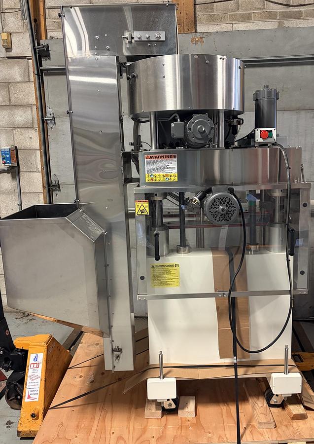 Used Used Kaps-All Automatic Inline 2 Quill Capper, Model E-4R
