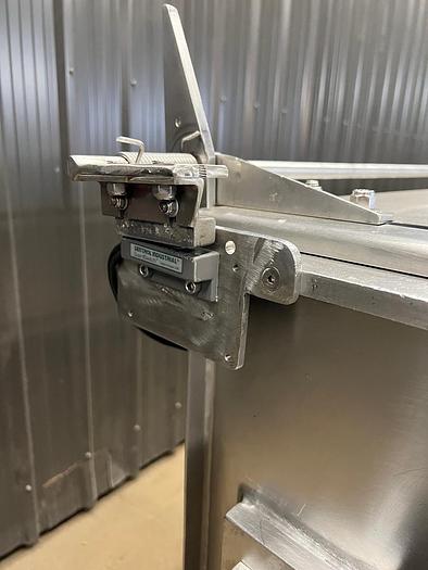 Used USED DEMACO STAINLESS STEEL DOUBLE PADDLE BLENDER, 30 CUBIC FEET