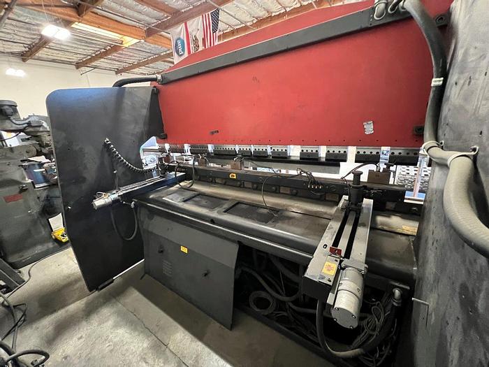 Used 1992 110 Ton Amada RG-100 CNC Press Brake