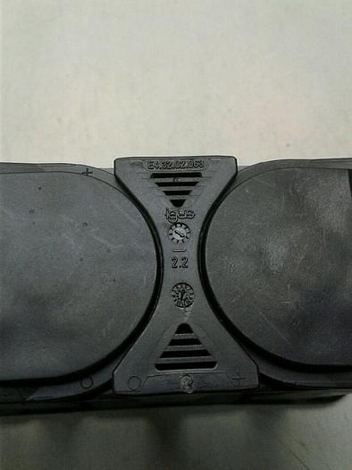 igus E4.32.01 ( 4 pieces) , E4.32.02.063 ( 4 pieces)