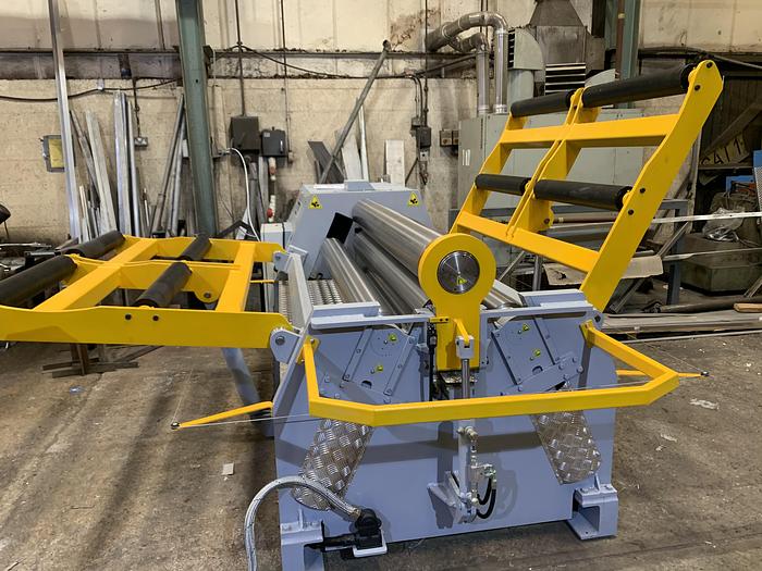 UZMA 4 roll Hydraulic bending rollers 3mm - 22mm  1050mm - 4000mm