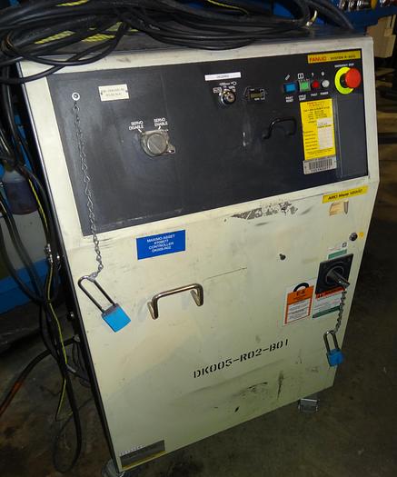 Used FANUC ARCMATE 120iC/10L 6 AXIS CNC MIG WELDING ROBOT WITH R30iA CONTROLLER