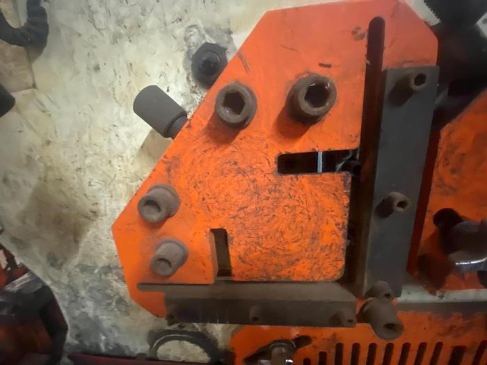 Used 2006 Sunrise IW100S Hydraulic Ironworker