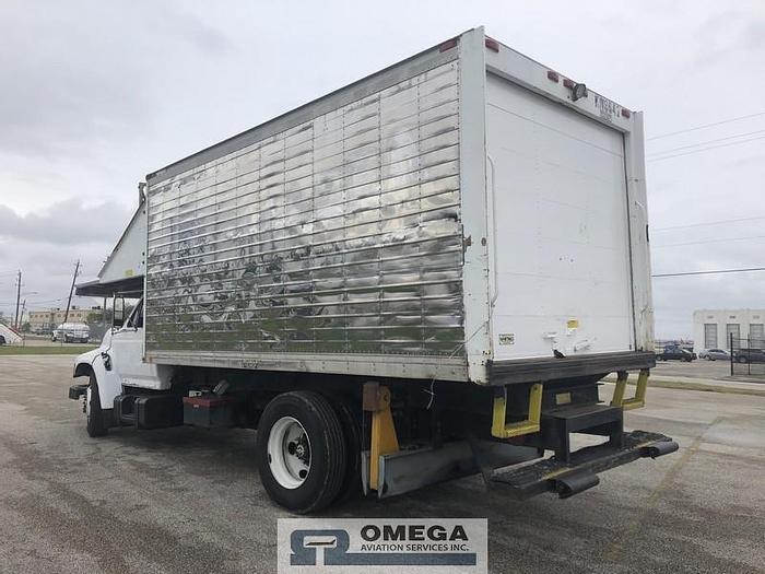 Used 1998 Kidron 4CB16D Catering Truck for Narrow Body Aircraft.