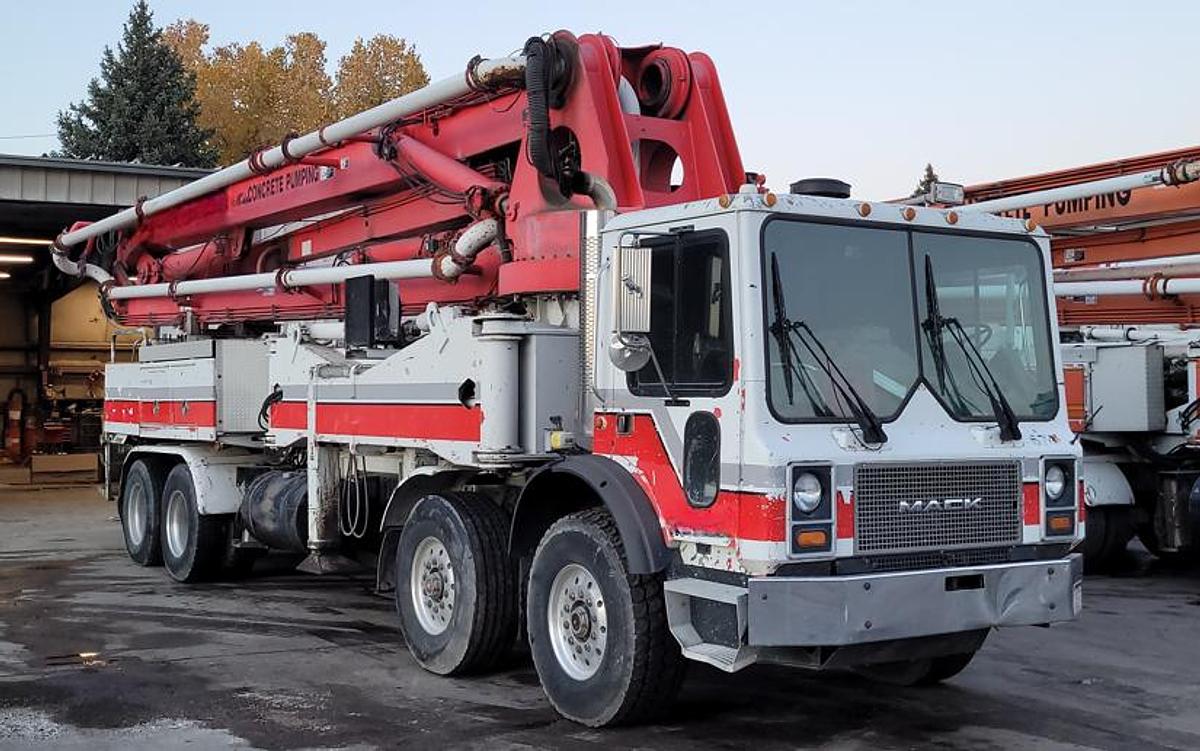 Used 1998 42m schwing