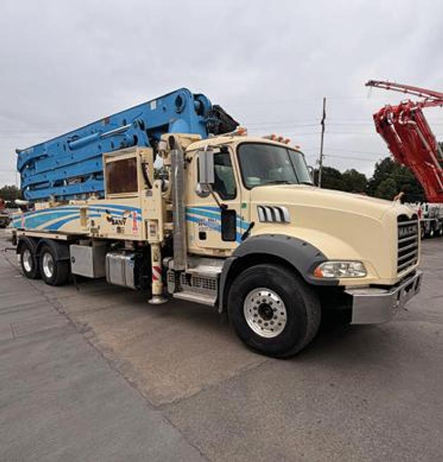 Used 2021 Sany 38m