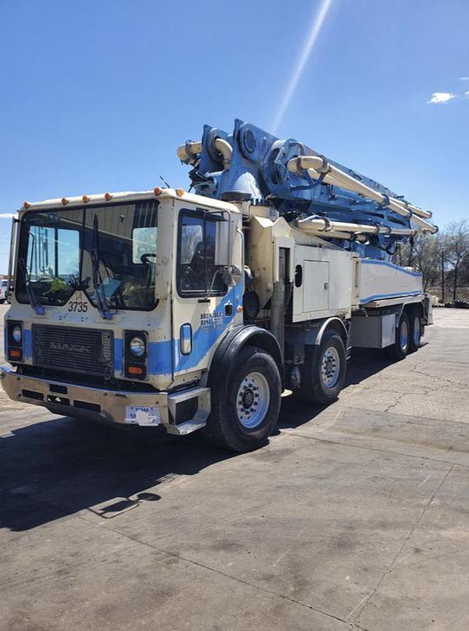 Used 2005 47m putzmiester