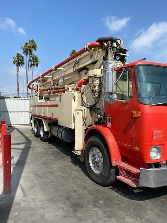 Used 1998 Schwing 1200 XL