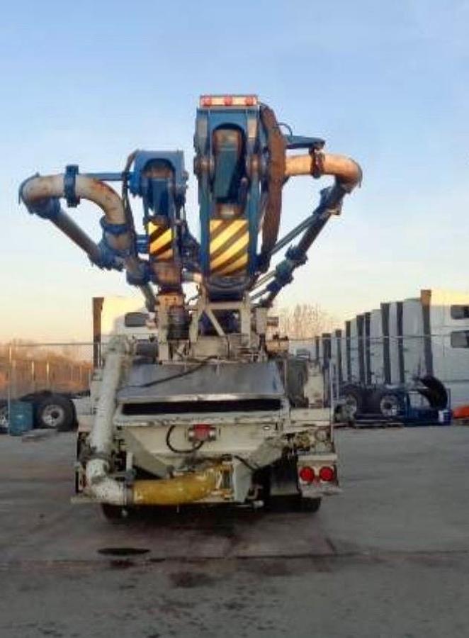 Used 2015 Alliance 38m