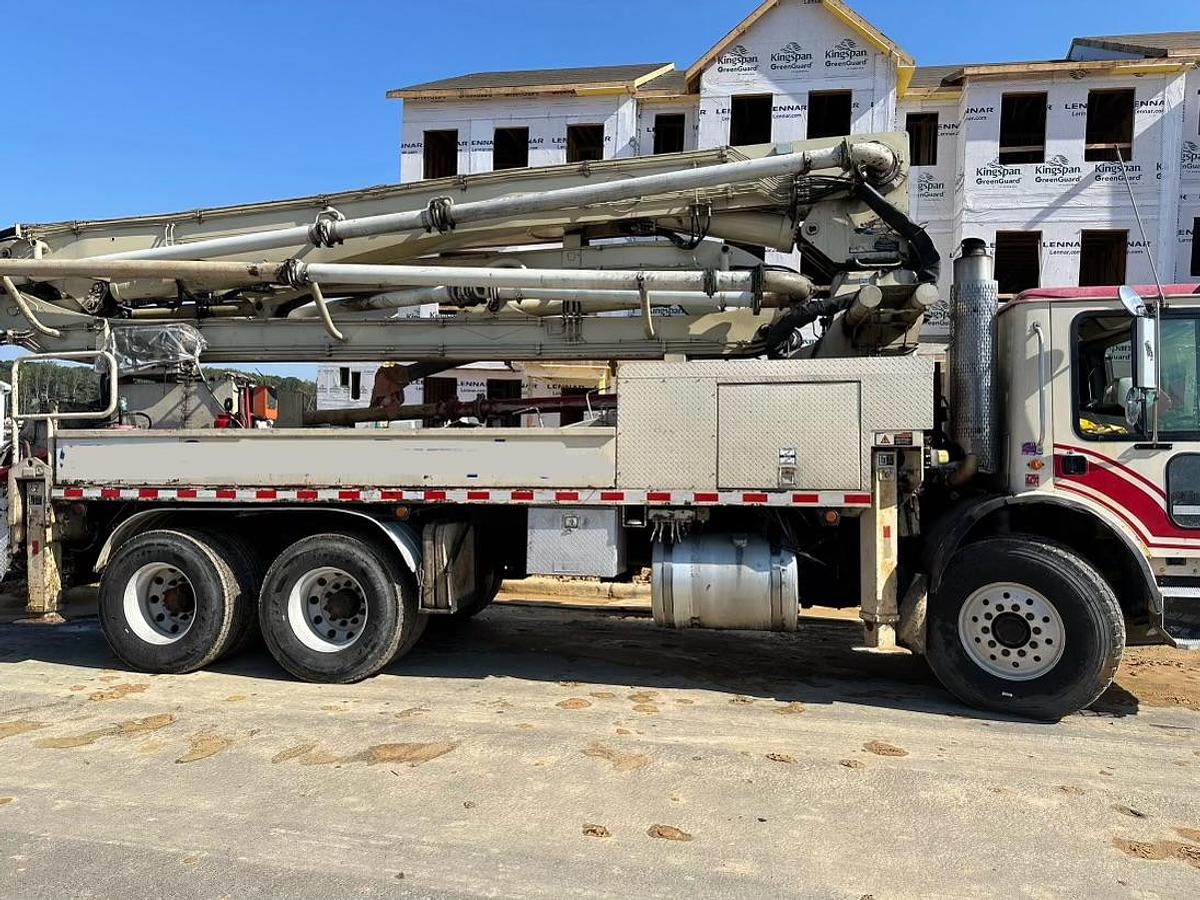 Used 1997 32m putzmiester