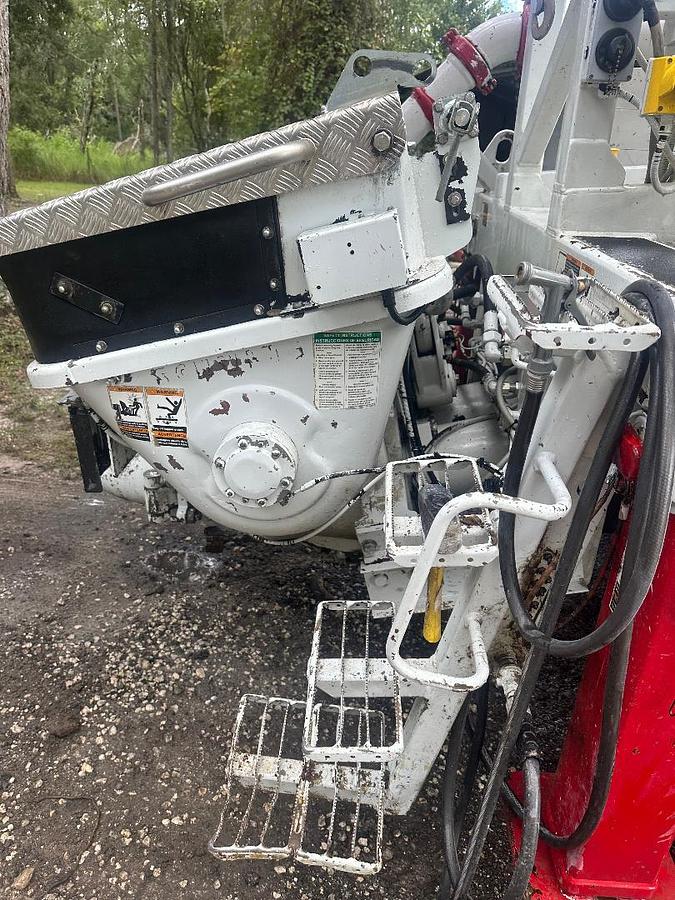 Used 2009 Schwing 28m