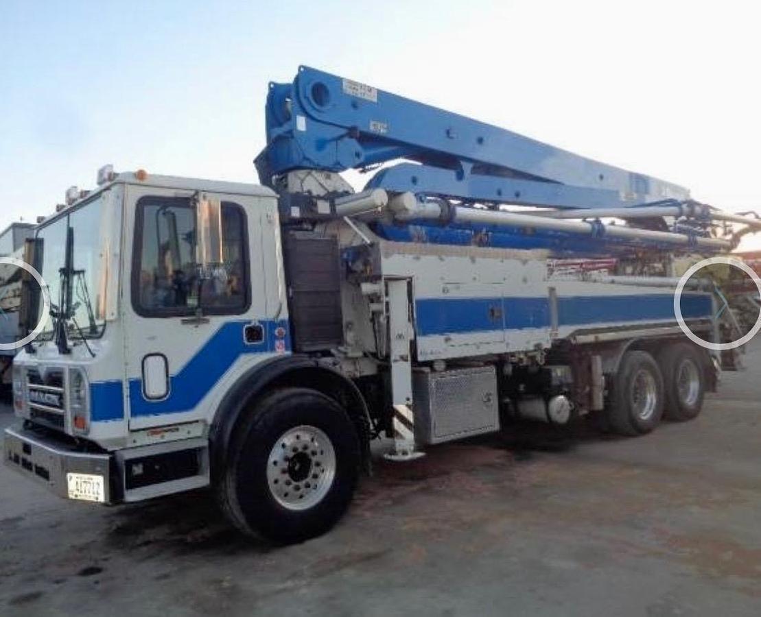 Used 2015 Alliance 38m