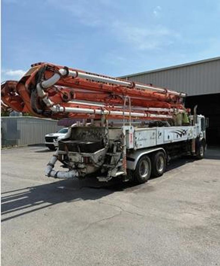 Used 2006 Schwing 41m