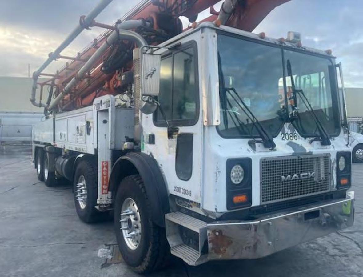 Used 2006 schwing 47sx