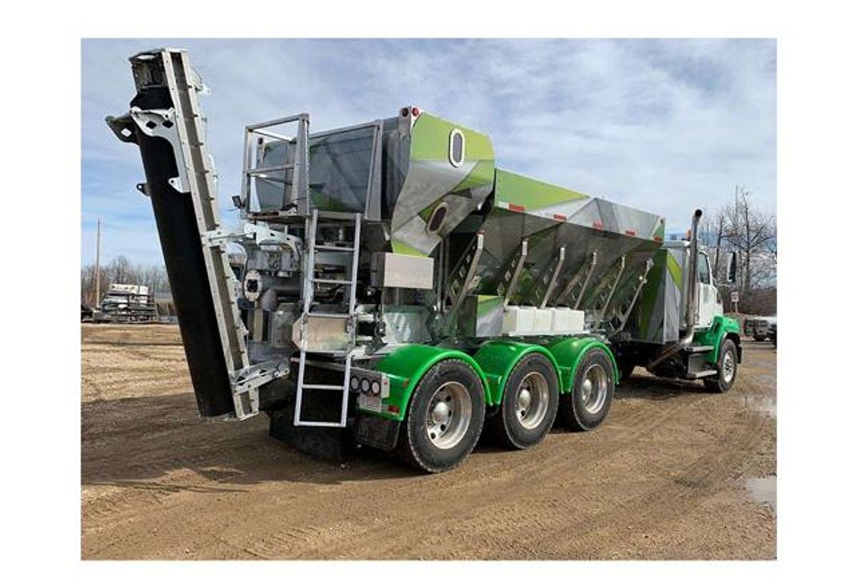 Used 2024 concrete mobile mixer