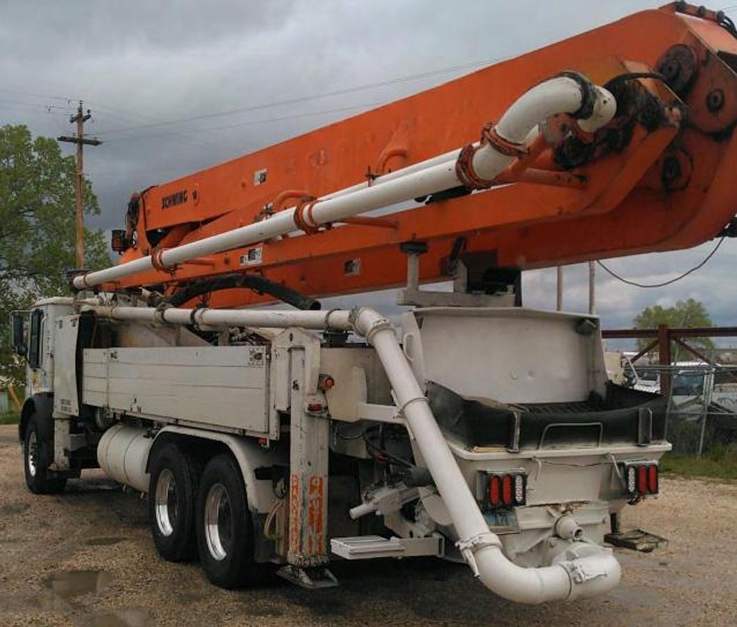 Used 2005 Schwing 39x