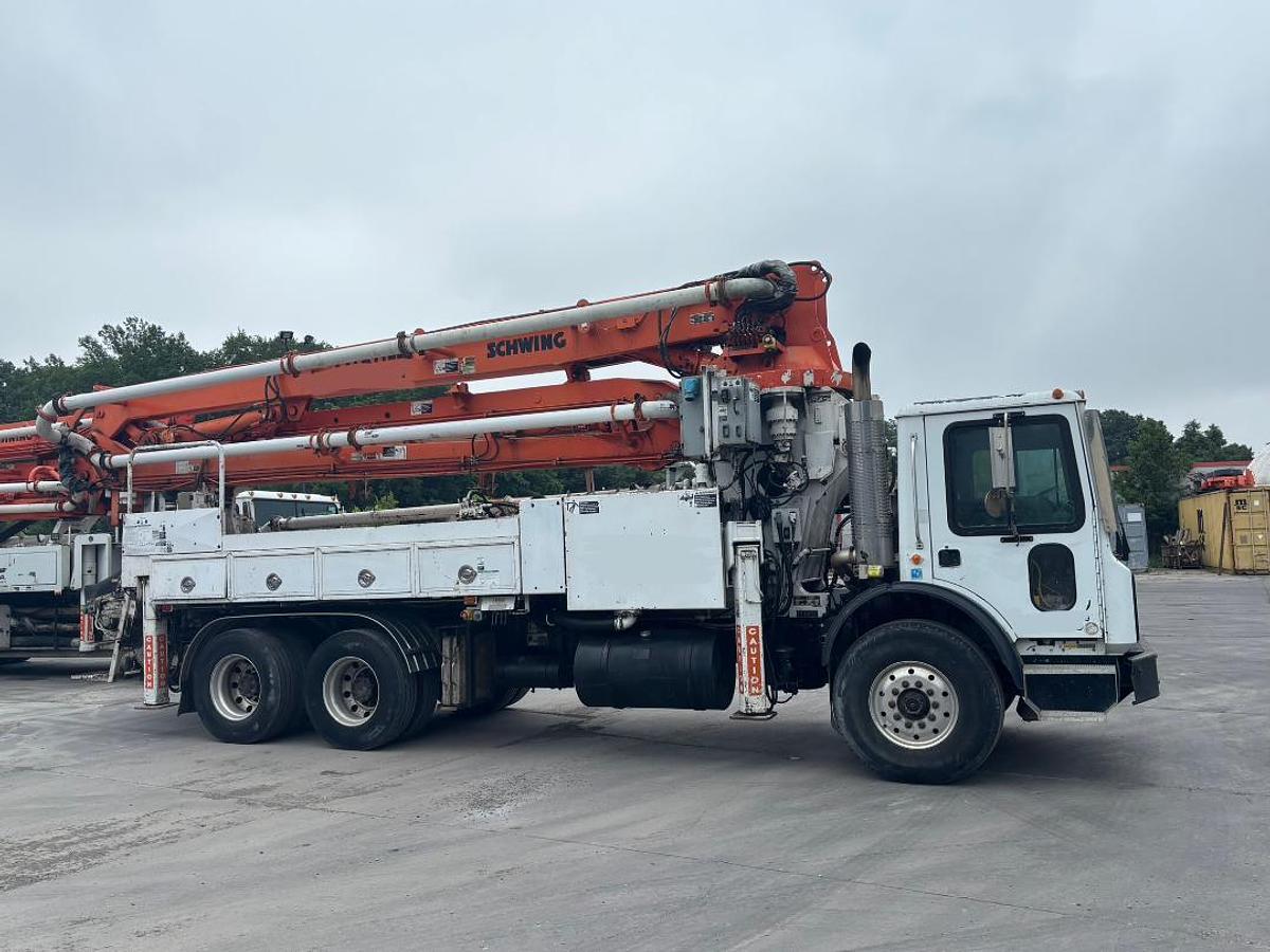 Used 2006 Schwing 2023-4