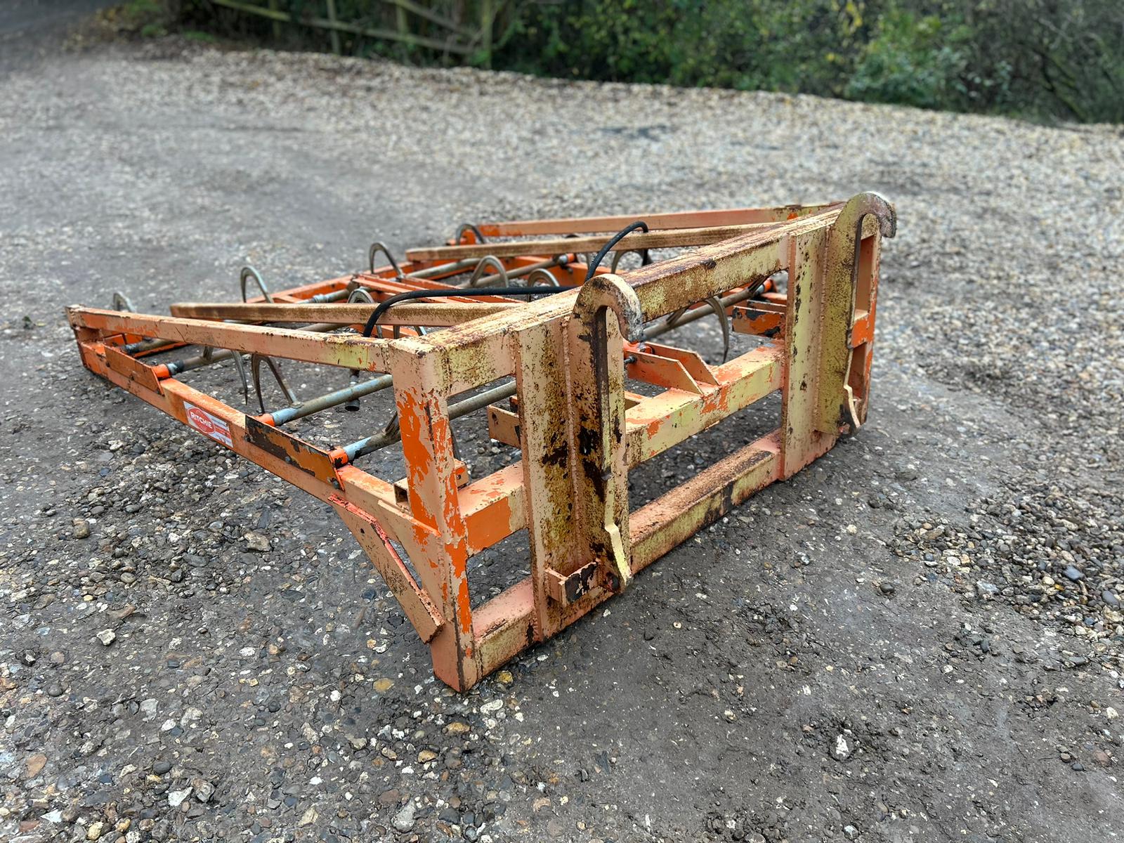 Used Ritchie Flat 8 Bale Grab