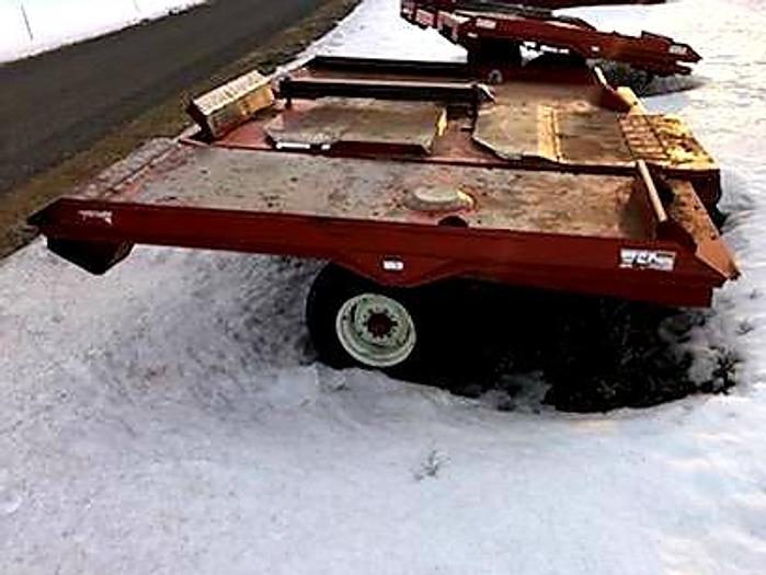 Used Hesston 4x4 Bale Acumulator - Fits 4910 Baler