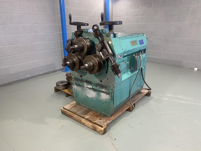 Used Tauring DR3 60mm Shaft heavy duty section roller for Sale in