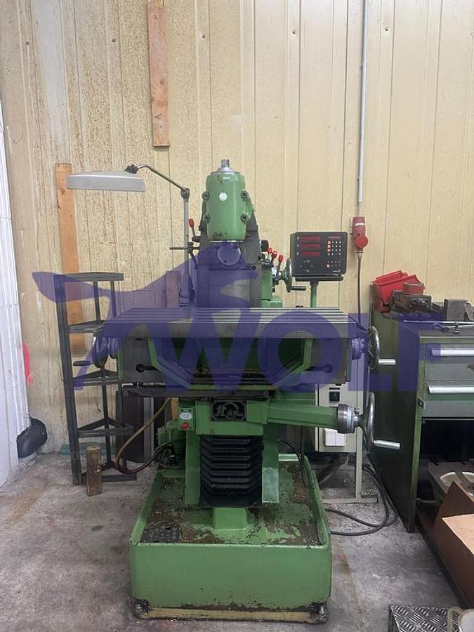 Used Milling machine BEJING INSTRUMENT MACHINE TOOL - Type UNIFRÄS- 800 with universal swivel table